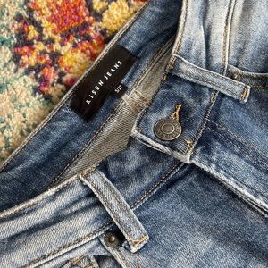 RISEN FLARE LEG JEANS